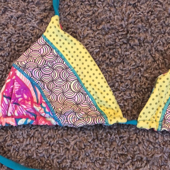 Maaji Reversible Bikini Top, Size M. - Picture 3 of 7